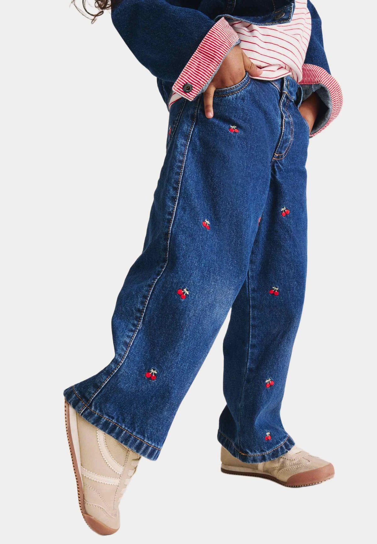 Ensemble deux pièces en jean Surchemise en jean à col brodé de cerises